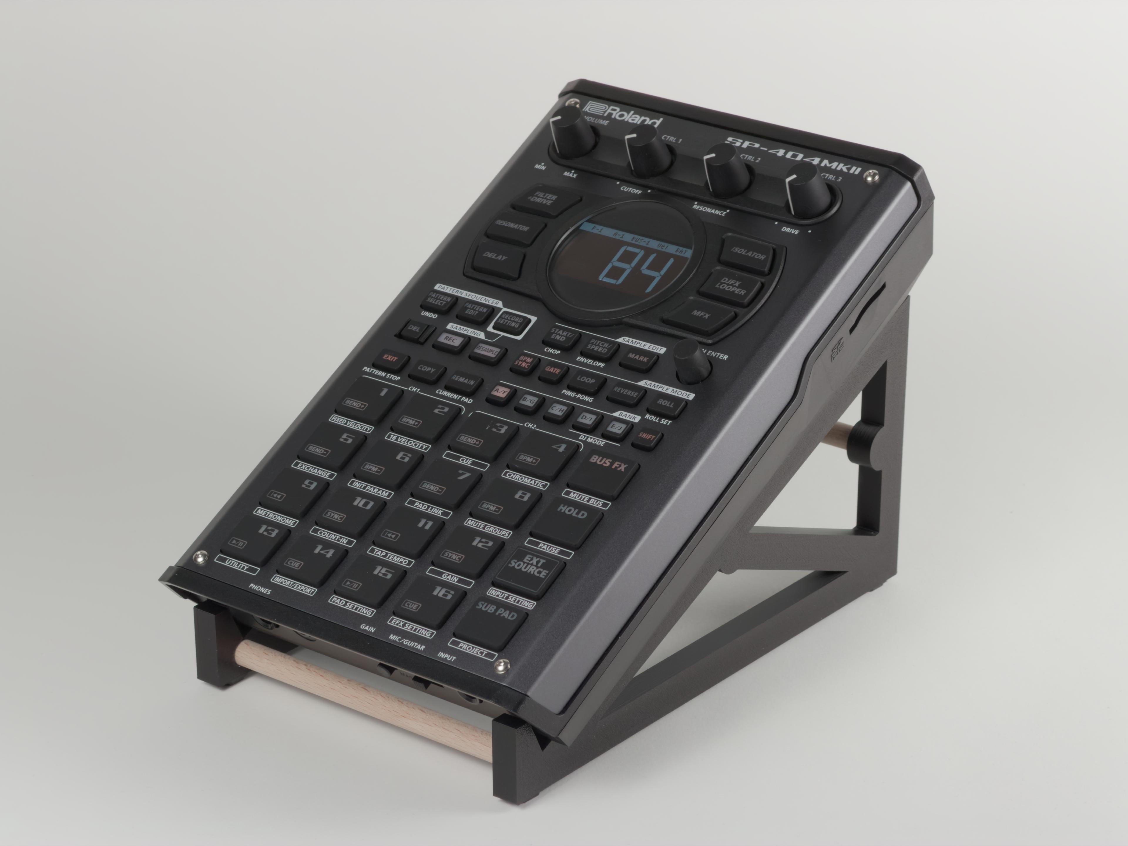 Roland SP-404MKII stand
